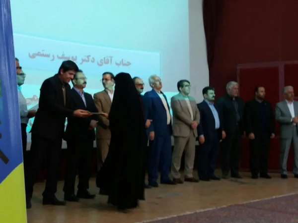 تجلیل از دکتر معروفی  به عنوان پژوهشگر برتر دانشگاه فرهنگیان استان کردستان 3