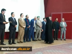 تجلیل از دکتر معروفی  به عنوان پژوهشگر برتر دانشگاه فرهنگیان استان کردستان 6