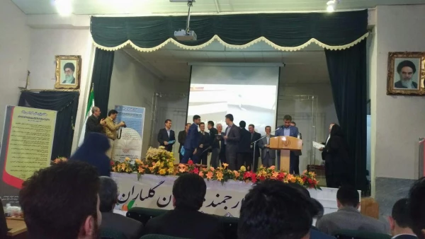 در مراسم استانی هفته پژوهش اداره کل آموزش و پرورش انجام شد؛

تجلیل از 5 نفر از دانشجو معلمان پژوهشگر دانشگاه فرهنگیان استان کردستان 4