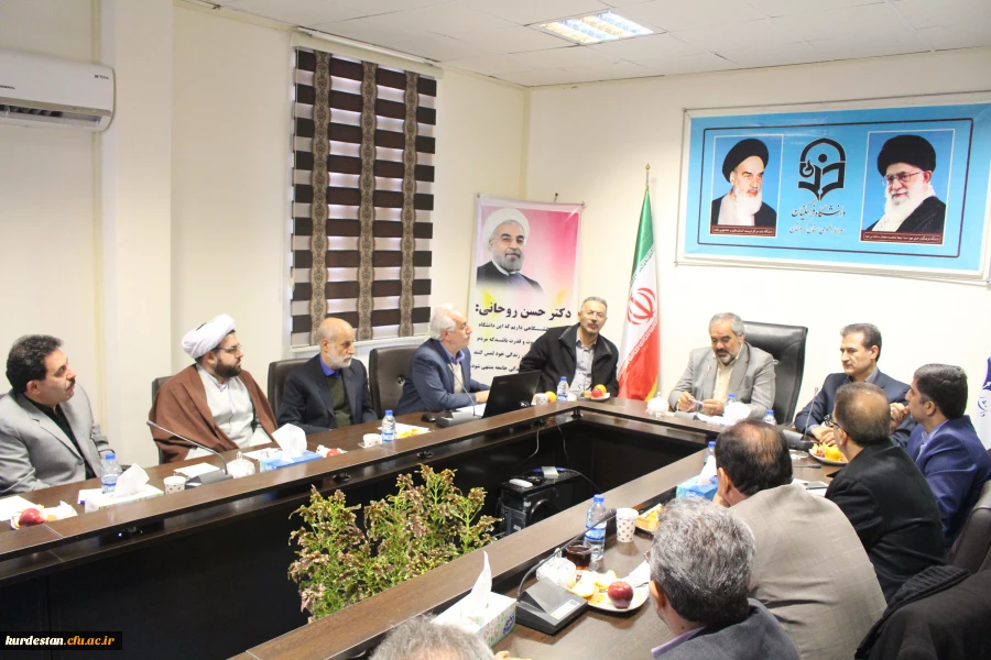 مدیرکل آموزش و پرورش  در جلسه هیأت امنای دانشگاه فرهنگیان کردستان مطرح کرد؛

آموزش و پرورش آماده هرگونه همکاری در جابجایی پردیس بنت الهدی صدر را دارد  6