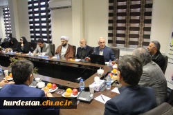 قربانی مدیرکل آموزش و پرورش در جلسه هیات امنای دانشگاه فرهنگیان اعلام کرد؛

آموزش و پرورش آماده هر گونه همکاری در جابجای پردیس دختران به ساختمان دانشگاه آزاد است. 4