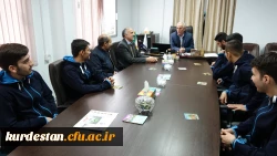 در مدیریت استانی دانشگاه فرهنگیان کردستان برگزار شد؛ 

دیدار تیم دانشجو معلمان اعزامی به دومین جشنواره کشوری ورزش های همگانی  با دکتر معروفی 
 8