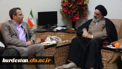 در محل دفتر حضرت آیت الله حسینی شاهرودی انجام شد؛

دیدار دکتر طاهری نیا با نماینده ولی فقیه در استان کردستان 
 5