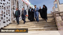 با حضور در یادمان شهدای گمنام سنندج؛

ادای احترام دکتر علی محمدی به شهدای گمنام سنندج  
 9