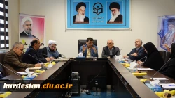 در سالن جلسات مدیریت استانی ؛

با حضور دکتر محمدی جلسه شورای فرهنگی دانشگاه فرهنگیان کردستان برگزار شد 5