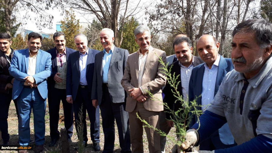 مراسم روز درختکاری