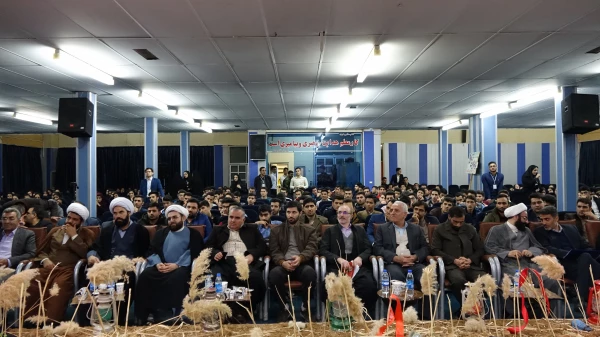 به روایت تصویر؛

یادواره 23 شهید دانشگاه فرهنگیان کردستان  14