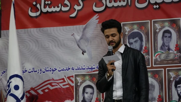 به روایت تصویر؛

یادواره 23 شهید دانشگاه فرهنگیان کردستان  19