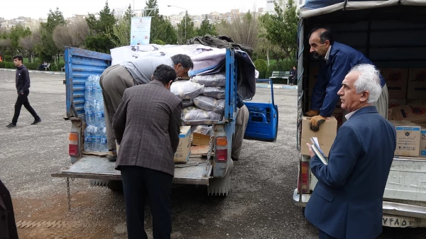 ارسال کمک های دانشگاه فرهنگیان کردستان به سیل زدگان استان لرستان 5