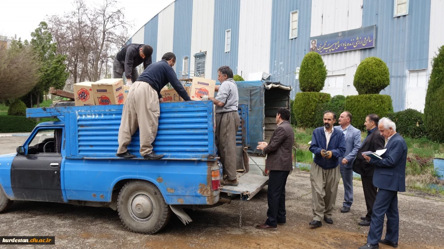 ارسال کمک های دانشگاه فرهنگیان کردستان به سیل زدگان استان لرستان 4