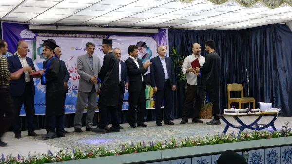 در سالن اجتماعات پردیس شهید مدرس برگزار شد؛

جشن دانش آموختگی دانشجو معلمان دانشگاه فرهنگیان کردستان 13