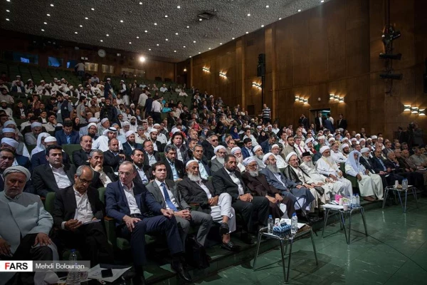 134947350_183516885effbc