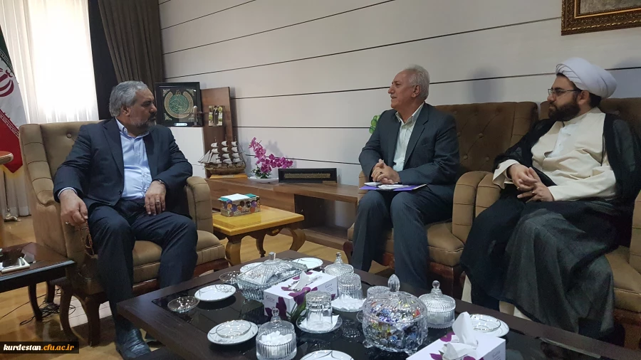 در دفتر استاندار کردستان برگزار شد؛

دیداردکتر معروفی با مهندس مرادنیا استاندار کردستان و رئیس هیات امنای دانشگاه فرهنگیان استان 3