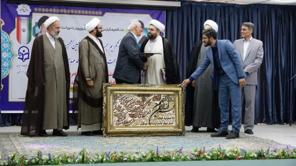 در پردیس شهید مدرس سنندج برگزار شد؛

آیین تکریم و معارفه مسئول نهاد نمایندگی مقام معظم رهبری(مد ظله العالی) در دانشگاه فرهنگیان کردستان 2