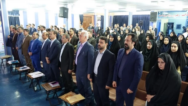 دکتر معروفی در افتتاحیه دوره کارشناسان پژوهش و کتابداران سراسر کشور عنوان کرد؛

پذیرش ۲ برابری دانشجو در دانشگاه فرهنگیان کردستان 6