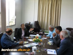 جلسه تبادل تجربه مدیران استانی با حضوردکترطاهری نیا برگزار گردید 7