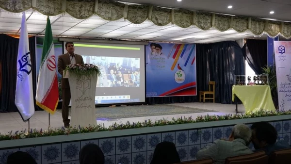 آیین تجلیل از برگزیدگان نکوداشت یکصد سال تربیت معلم در ایران در دانشگاه فرهنگیان کردستان برگزار گردید 4