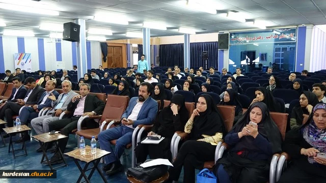 جلسه پرسش و پاسخ کارشناسان پژوهش، کتابداران و گردانندگان نشریات دانشگاه فرهنگیان 4