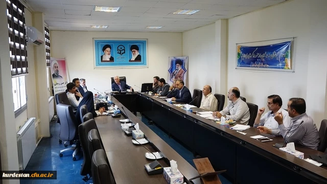 جلسه هماهنگی برگزاری مصاحبه اختصاصی داوطلبان  ورود به دانشگاه فرهنگیان 1398 استان کردستان 3