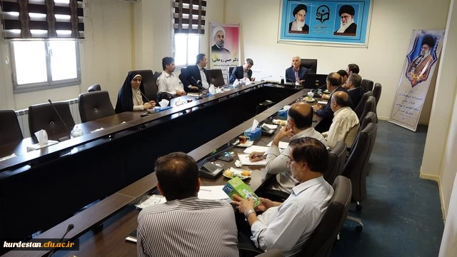 جلسه هماهنگی برگزاری مصاحبه اختصاصی داوطلبان  ورود به دانشگاه فرهنگیان 1398 استان کردستان 4
