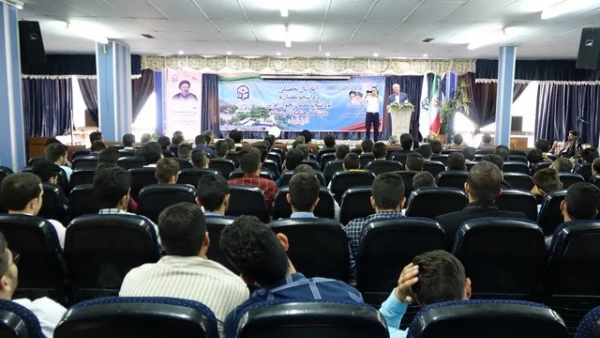 برای حل مشکلات جامعه تعلیم و تربیت باید راه کارهای ابتکاری خلق شود  9