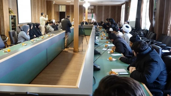 نشست هم اندیشی به مناسبت 27 آذر،روز وحدت حوزه و دانشگاه  7