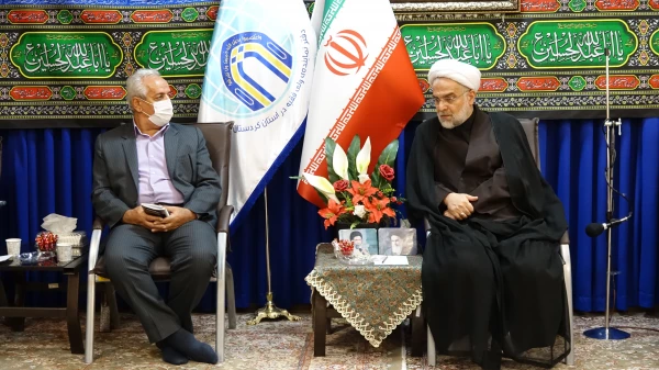 دیدار دکتر یحیی معروفی و مسئولین دانشگاه فرهنگیان استان کردستان با نماینده ولی فقیه در  کردستان 3