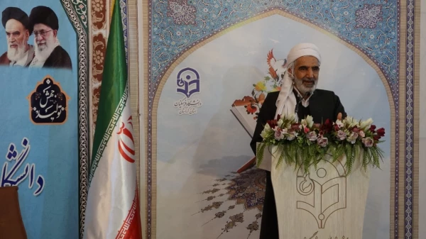 طرح ملی دوشنبه های قرآنی دانشگاه فرهنگیان کردستان

 3