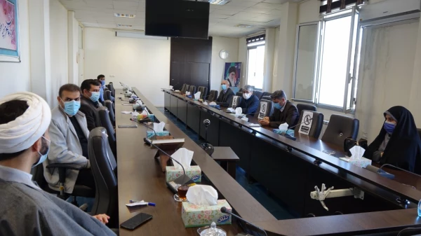 مراسم تجلیل از خانواده های شهدا جانبازان و ایثارگران در دانشگاه فرهنگیان کردستان 5