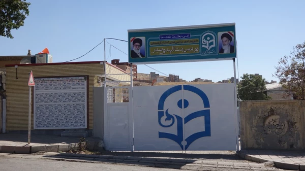 رونمایی از در و تابلو جدید بخش آموزش پردیس بنت الهدی صدر  6