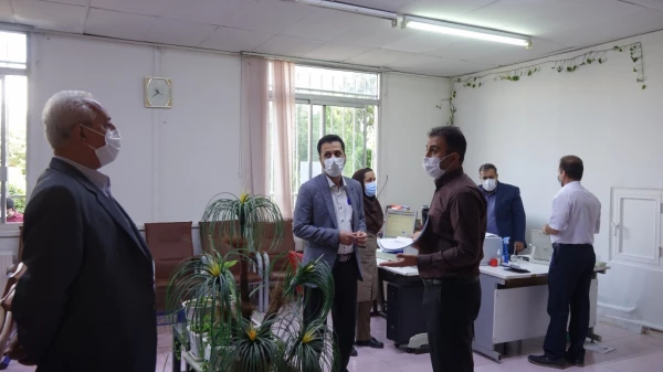 بازدید مدیر امور پردیس های دانشگاه فرهنگیان کردستان از روند ثبت نام حضوری دانشجومعلمان جدیدالورود 7