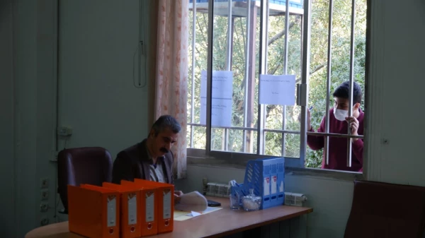 بازدید مدیر امور پردیس های دانشگاه فرهنگیان کردستان از روند ثبت نام حضوری دانشجومعلمان جدیدالورود 8