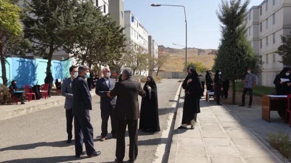 بازدید مدیر امور پردیس های دانشگاه فرهنگیان کردستان از روند ثبت نام حضوری دانشجومعلمان جدیدالورود 14