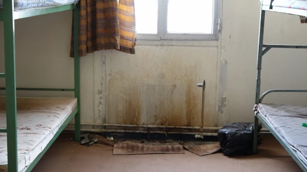 لکه گیری، رنگ آمیزی و آماده سازی سراهای دانشجویی 5