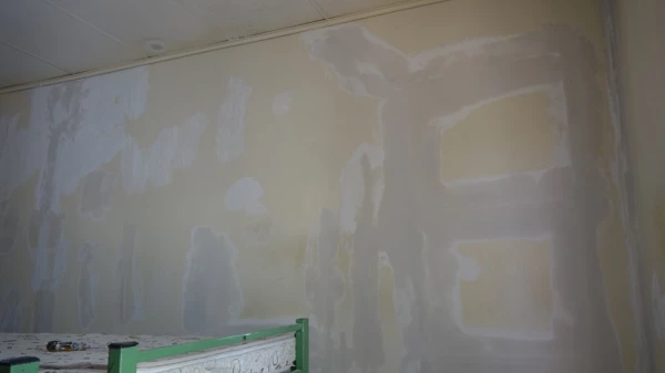 لکه گیری، رنگ آمیزی و آماده سازی سراهای دانشجویی 13