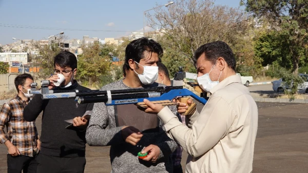 مسابقه تیراندازی با تفنگ بادی ویژه اساتید و کارکنان دانشگاه فرهنگیان کردستان 5