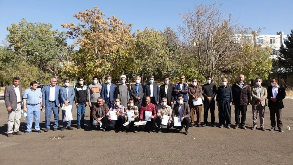 مسابقه تیراندازی با تفنگ بادی ویژه اساتید و کارکنان دانشگاه فرهنگیان کردستان 11