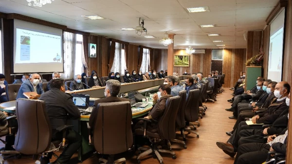 نشست هم اندیشی بسیج امکانات در راستای صیانت از شهروندان در فضای سایبری 11