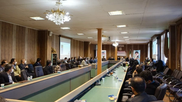 نشست هم اندیشی بسیج امکانات در راستای صیانت از شهروندان در فضای سایبری 12