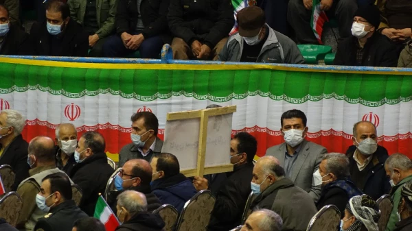 جشن بزرگ  انقلاب در سالن آزادی سنندج 7