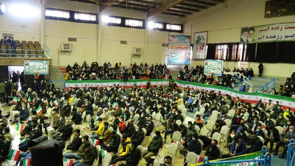 جشن بزرگ  انقلاب در سالن آزادی سنندج 9