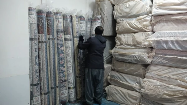 خرید 150 دستگاه یخچال و 180 تخته فرش به منظور تجهیز سراهای دانشجویی 8