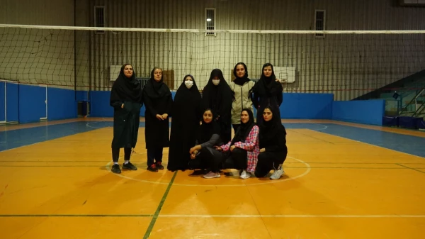 مسابقات ورزشی والیبال و بدمینتون 4