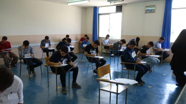 بازید از روند برگزاری امتحانات پایان ترم دانشگاه فرهنگیان استان کردستان 6