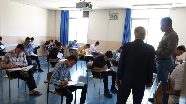 بازید از روند برگزاری امتحانات پایان ترم دانشگاه فرهنگیان استان کردستان 9