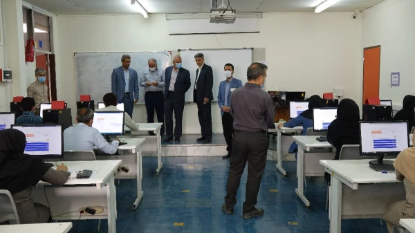 برگزاری آزمون حضوری الکترونیکی مهارت آموزان دردانشگاه فرهنگیان کردستان 7