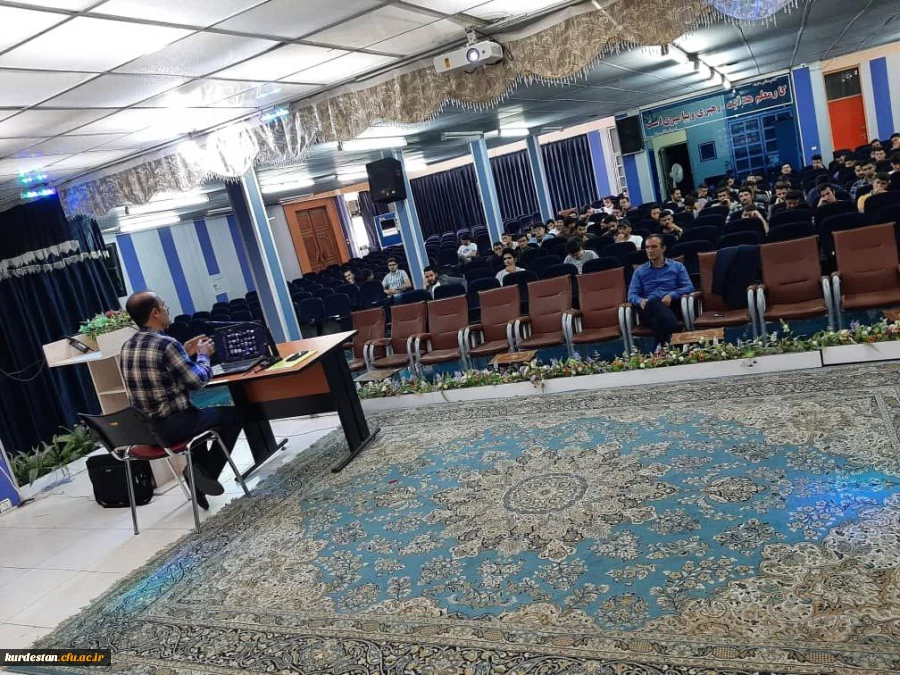 کارگاه آموزشی بازی های پرورشی و روش تدریس تربیت بدنی 2