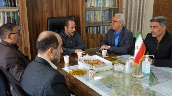 جلسه هم اندیشی معاون دانشجویی دانشگاه فرهنگیان کشور با مدیر کل آموزش و پرورش استان کردستان 4