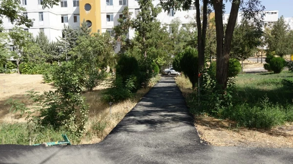 بهسازی آسفالت محوطه دانشگاه فرهنگیان کردستان 2