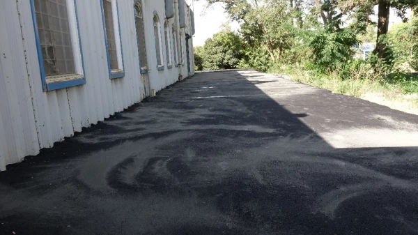 بهسازی آسفالت محوطه دانشگاه فرهنگیان کردستان 11